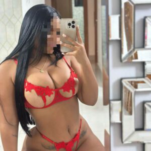 VICKY ACTIVA EN LA ISABELITA🔥CALIENTE MORENA CULONA🥵RICAS TETAS😈CON GANAS DE SACARTE LA LECHE🍼🥵