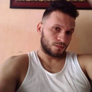 Hombre activo y placentero